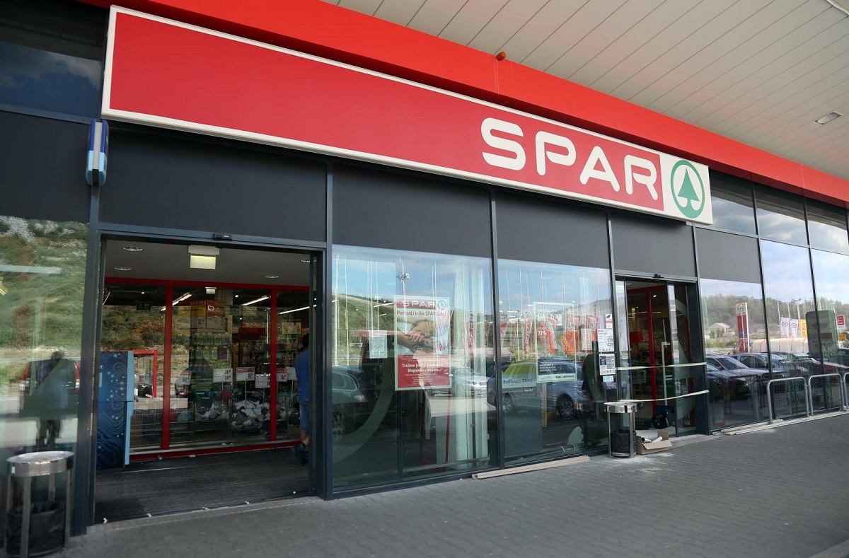 Penzioneri navalili na SPAR-ov oglas za posao