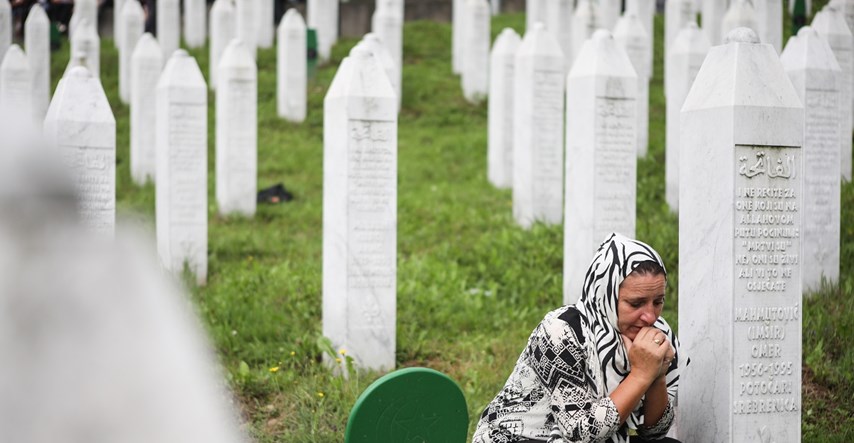 SAD optužio Republiku Srpsku za pokušaj negiranja genocida u Srebrenici