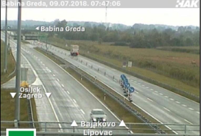 Vozači, oprez: Ceste mokre i skliske, mogući su odroni