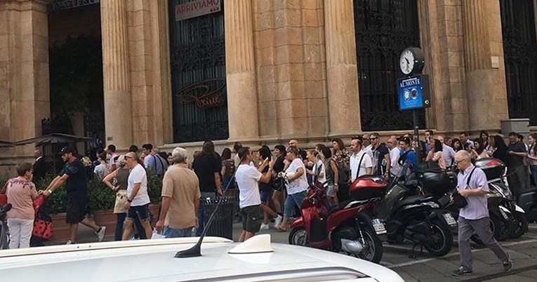 Red od 300 metara u Milanu: Ljudi čekaju po dva sata samo da naruče kavu