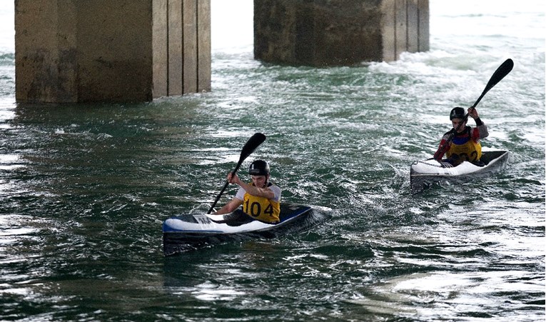 Dvoje austrijskih turista spašeno od utapanja u Podvelebitskom kanalu