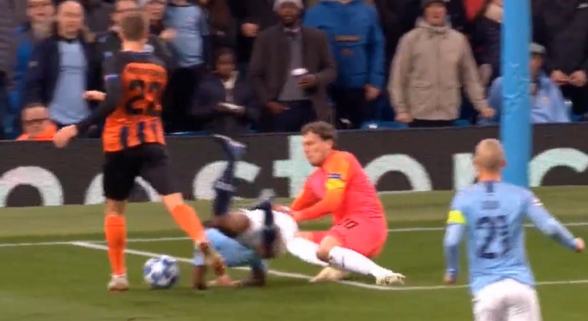 Sterling se ispričao zbog užasnog simuliranja: Ne znam što se dogodilo...