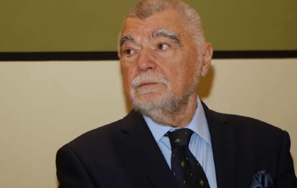 VIDEO Mesić ipak prihvatio nagradu za počasnog građanina Sarajeva