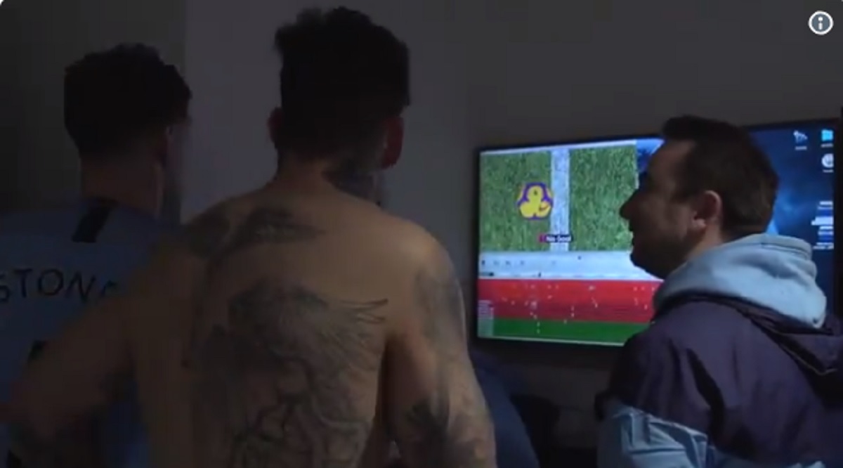 Urnebesna reakcija Stonesa kad je vidio da su Redsi bez gola ostali zbog 1,12 cm
