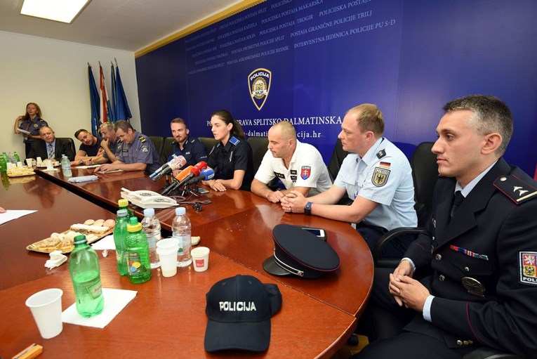 U Split stiglo 16 stranih policajaca