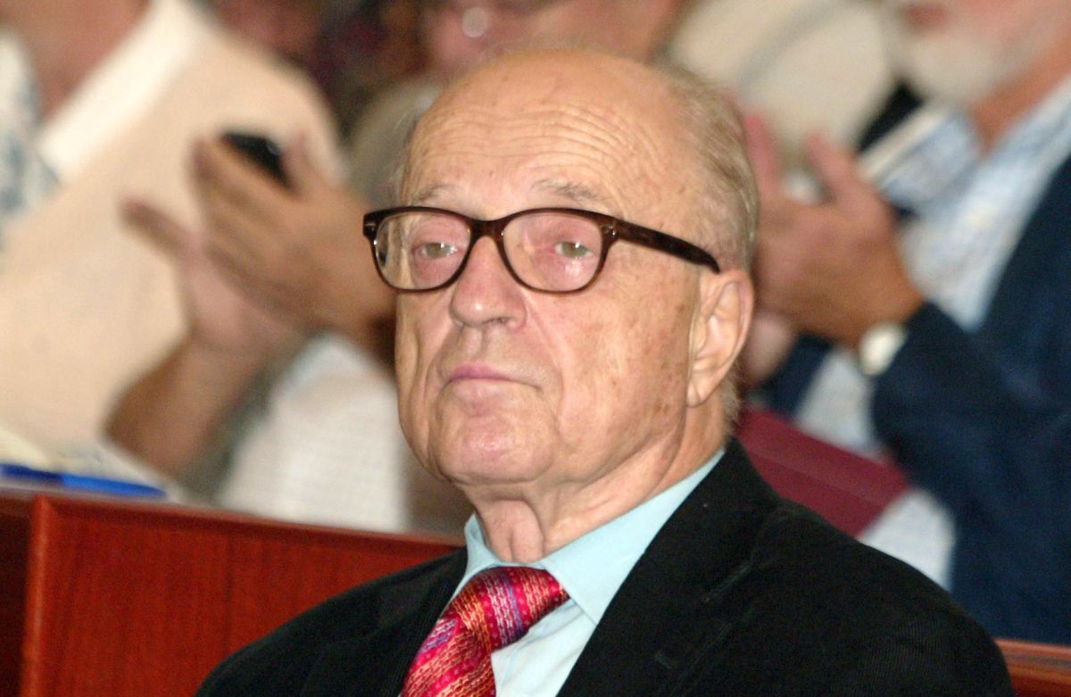 Umro akademik Petar Strčić
