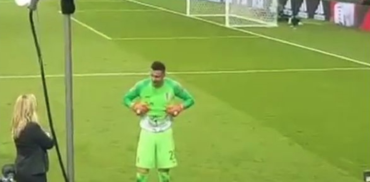 Subašić je ovako prevario FIFA-u i opet odao počast pokojnom Ćustiću