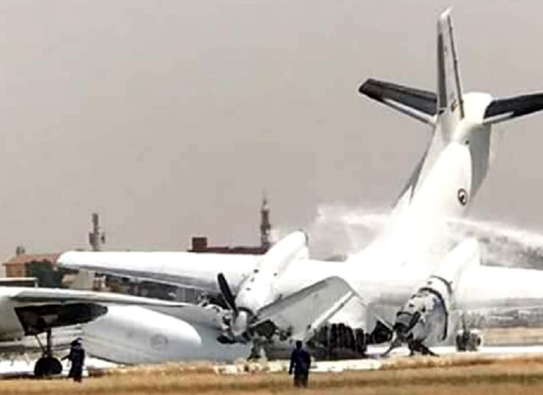 Na pisti u Sudanu sudarila se dva aviona, pogledajte snimku