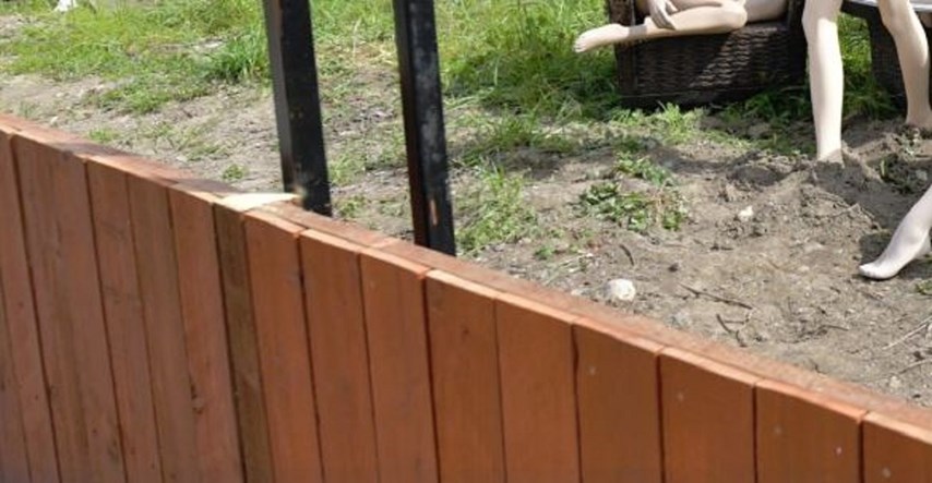 Morao skratiti ogradu jer ga je susjed prijavio gradu, njegova osveta je hit