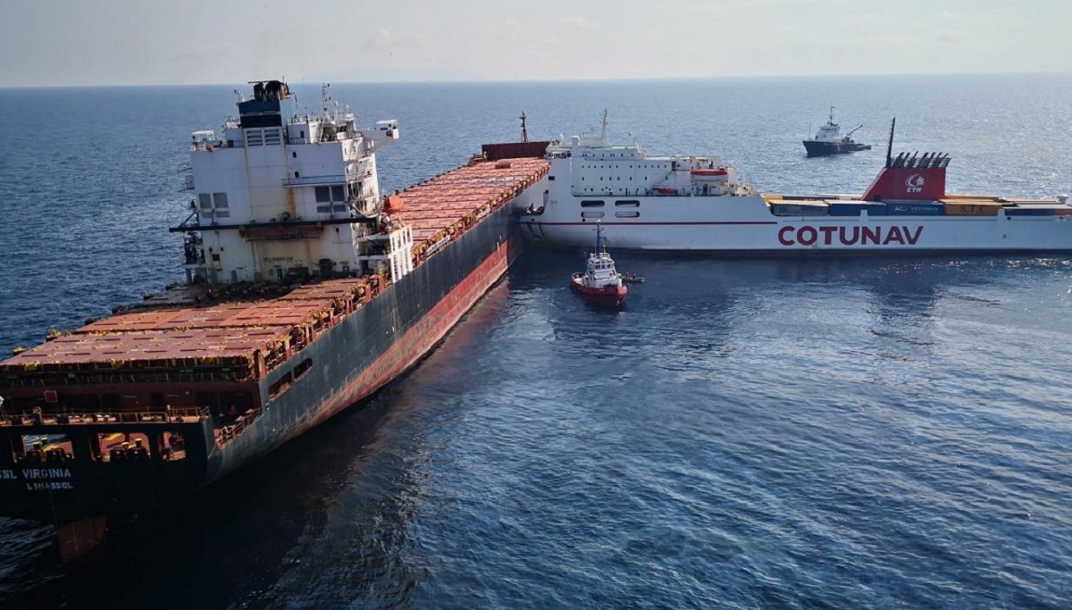 Nakon sudara brodova kod Korzike, mazut naplavio plaže Saint-Tropeza