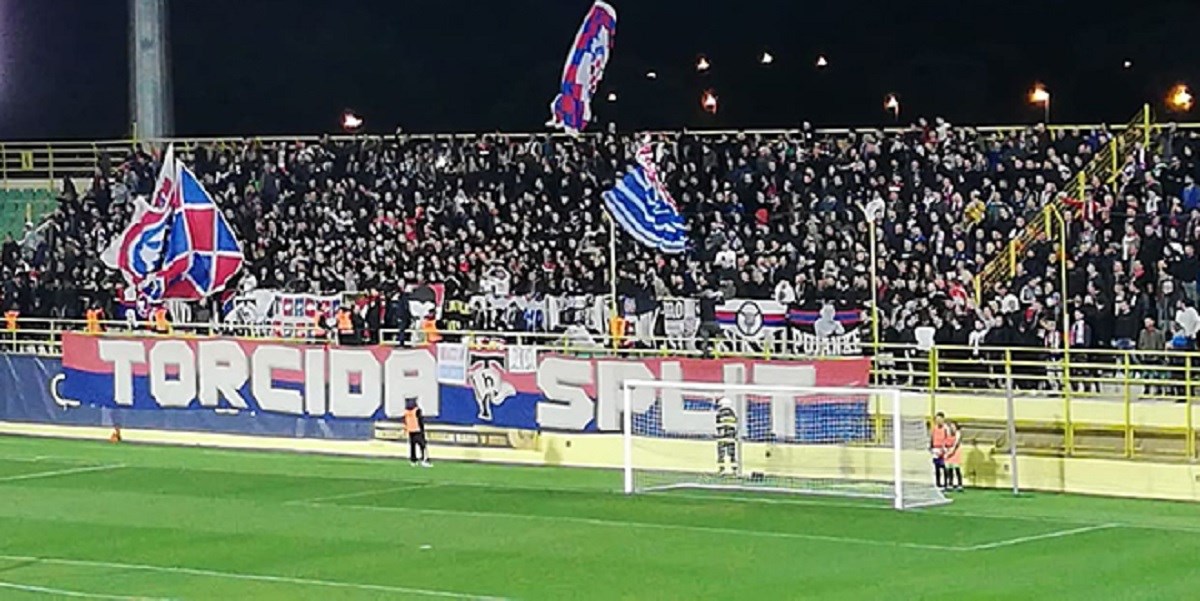 VIDEO Torcida na poluvremenu skupljala donacije za liječenje male Mile