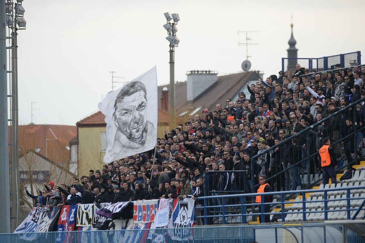 Policija nakon prijetnji tužbama pustila hajdukovce na stadion u Koprivnici