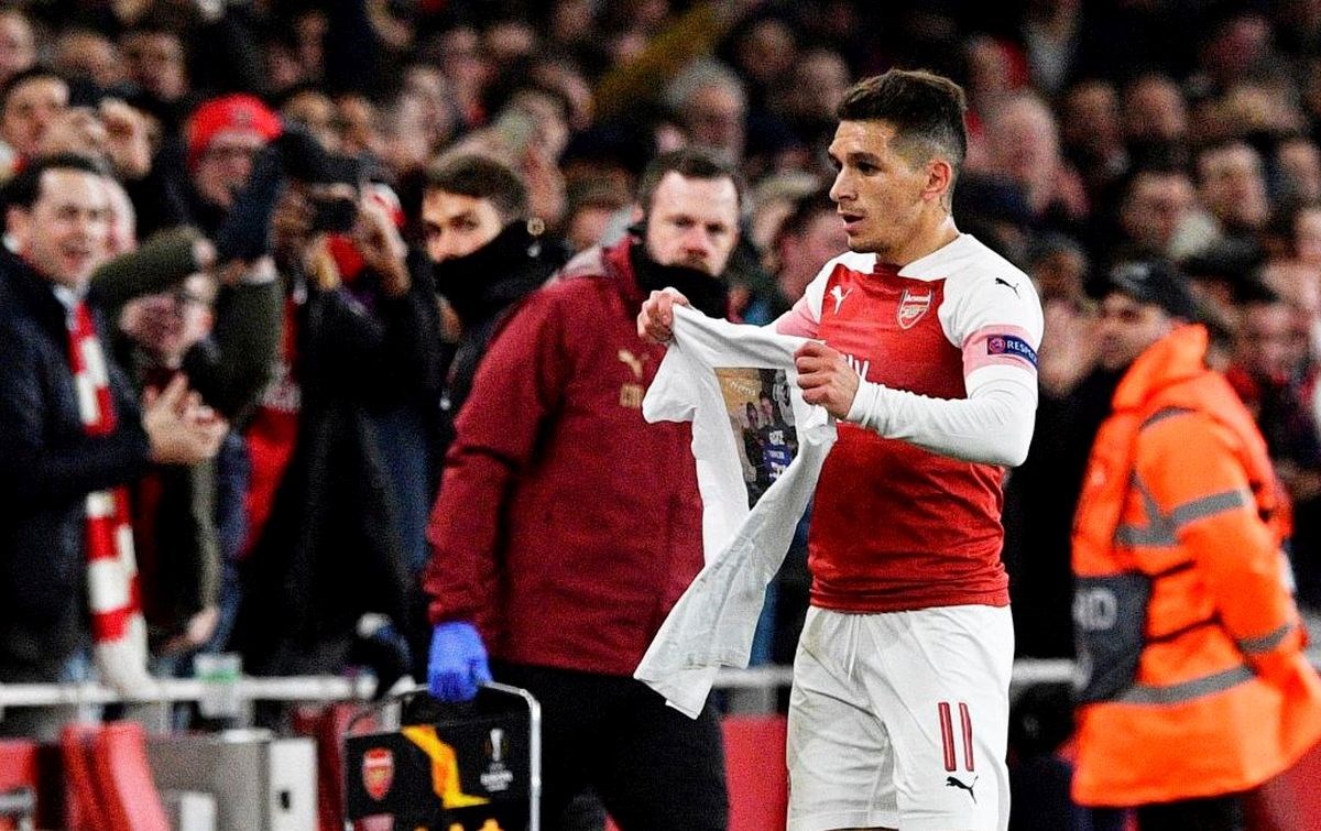 Arsenalov veznjak gol protiv Napolija posvetio preminulom prijatelju