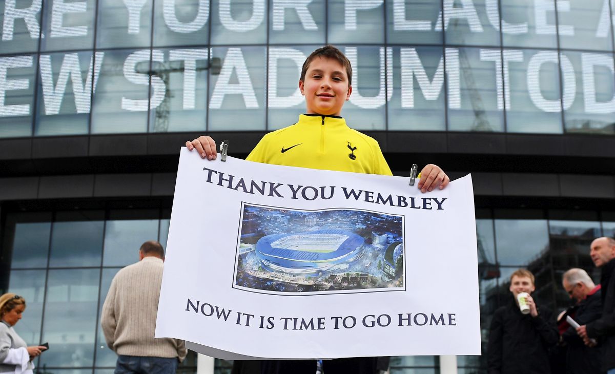 Tottenham barem do ožujka ne seli na novi stadion