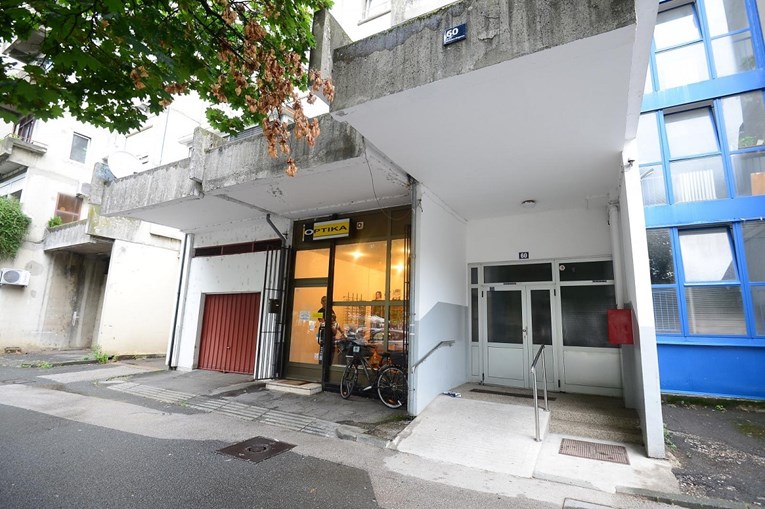 Tip koji je u Novom Zagrebu jutros ubio oca prije 20-ak godina je ubio i majku