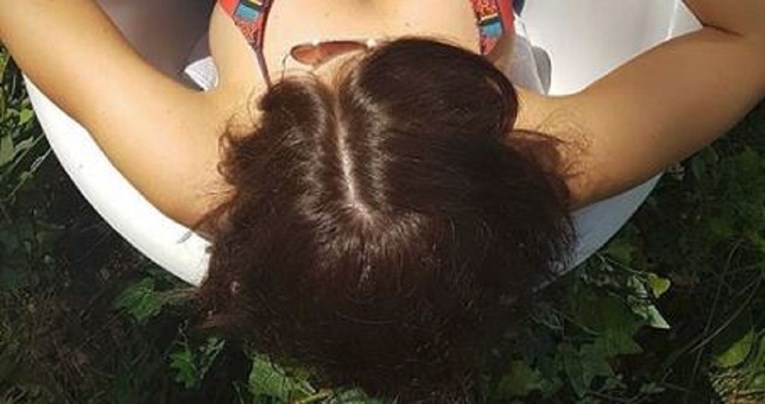 Lidija Bačić pokazala grudi iz ptičje perspektive: "Jao, mali broj kupaćeg"