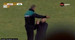 Ludilo u Bugarskoj: Trener kleknuo pred suca i molio ga da produži utakmicu