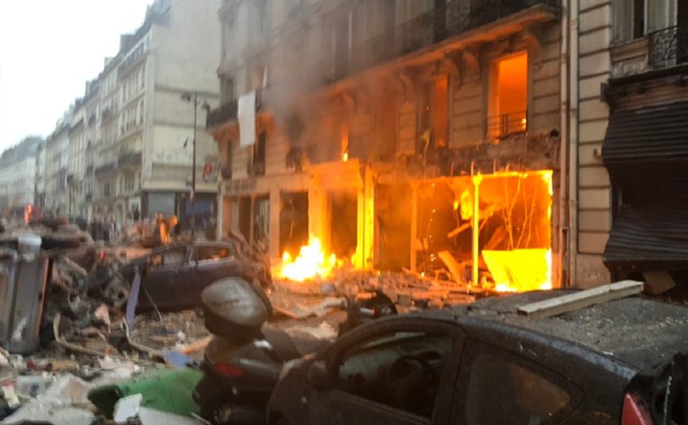 Eksplozija u Parizu: Poginula 2 vatrogasca i žena iz Španjolske