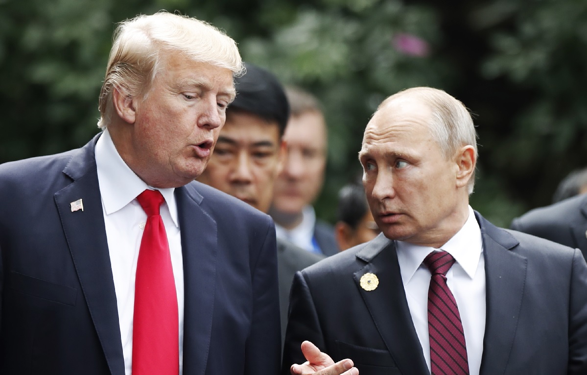 Trump kaže da će Putina na sastanku ispitivati o miješanju Rusije u američke izbore