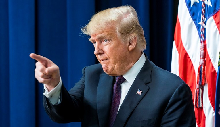 Trump: Moj bivši odvjetnik je slabić i laže