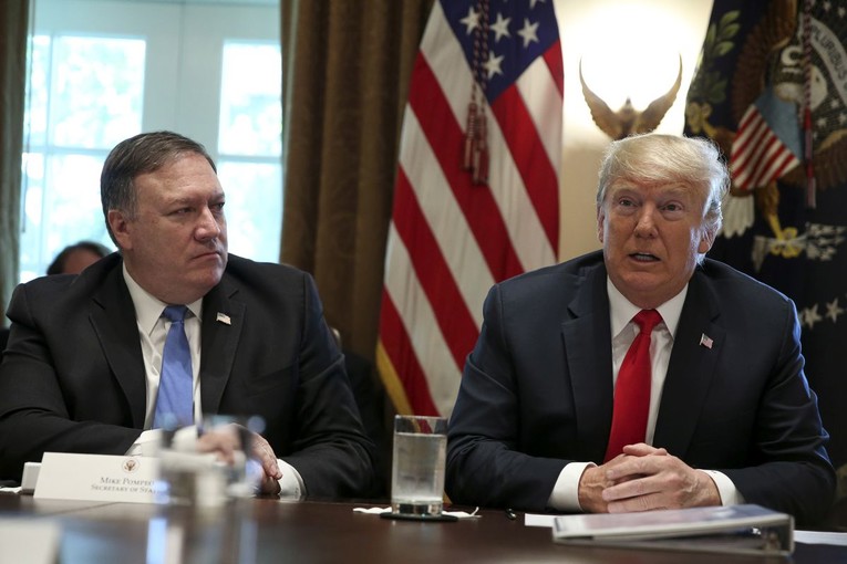 Pompeo kaže da nije autor kolumne protiv Trumpa