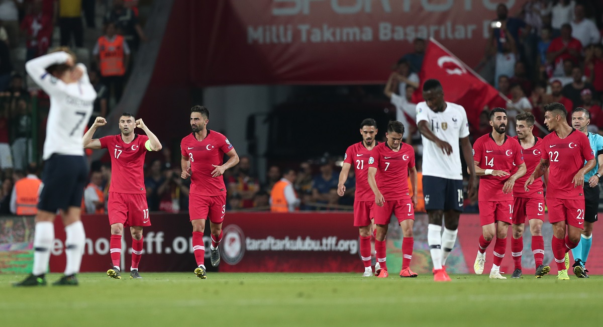 TURSKA - FRANCUSKA 2:0 Senzacija! Razbijeni svjetski prvaci
