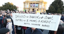 UŽIVO Prosvjed protiv Bandićevog doktorata: "Ovo je uvreda za sve nas"
