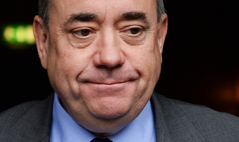 Bivši šef škotske vlade optužen da je napadao žene u svojoj rezidenciji