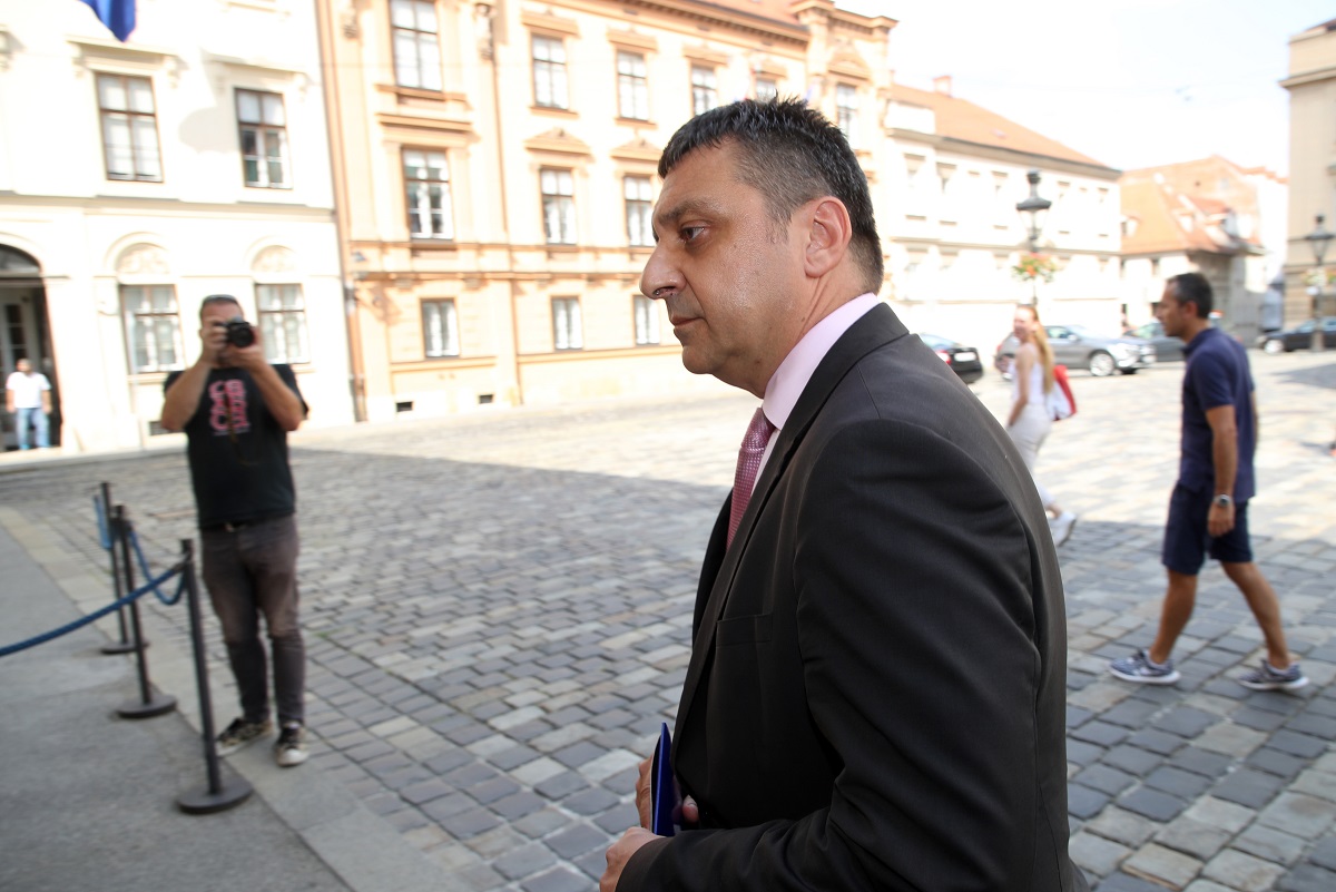 Rossanda kaže da bi otišao iz Uljanika, ali da ne postoje uvjeti za to