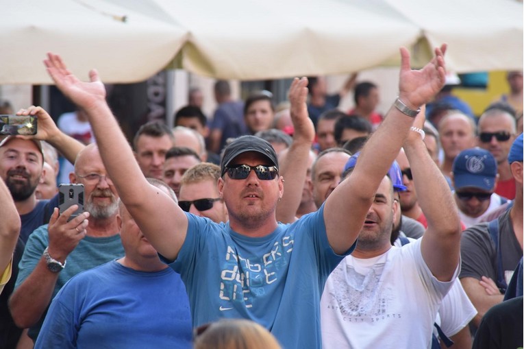 Pula će subvencionirati školske knjige djeci radnika Uljanik Grupe