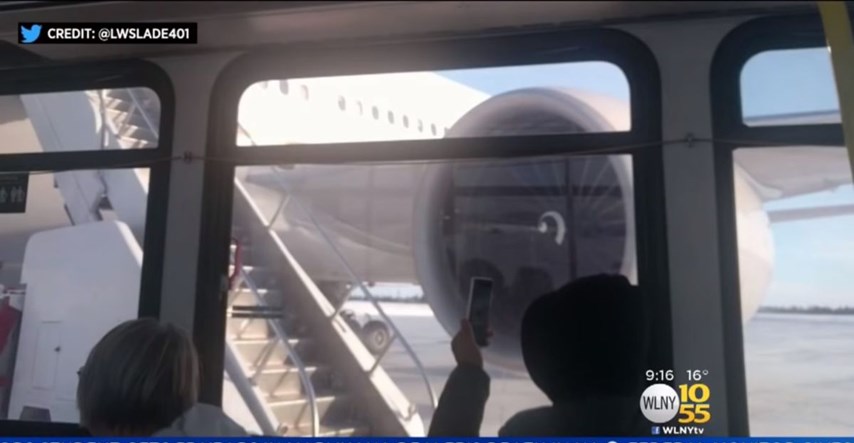 Putnici se smrzavali 16 sati u avionu koji je zaglavio u Kanadi