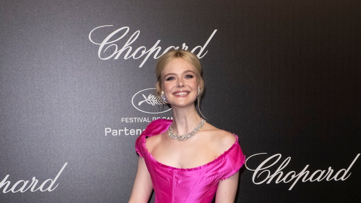 Elle Fanning utjelovila modernu Pepeljugu u raskošnoj ružičastoj toaleti