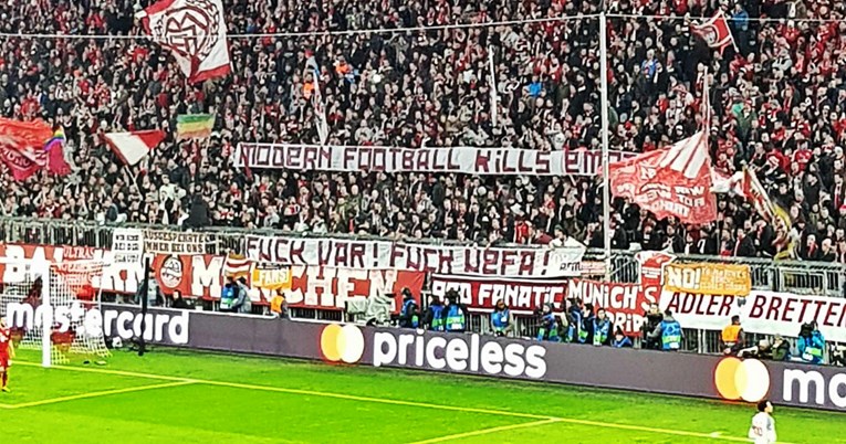 Bayern će biti kažnjen zbog transparenta koji je vrijeđao VAR i UEFA-u