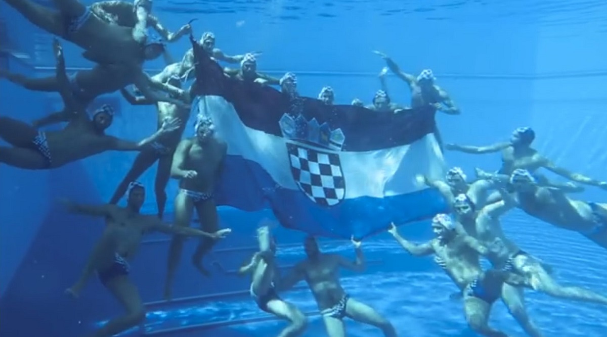 VIDEO Hrvatski vaterpolisti pod vodom poslali poruku nogometašima