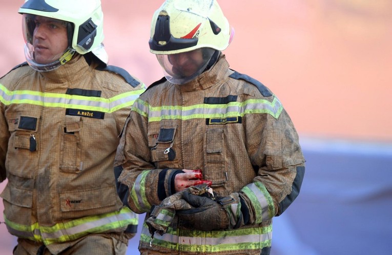 Održan sastanak Hajduka, Torcide i vatrogasaca: "Krivi su neodgovorni pojedinci"