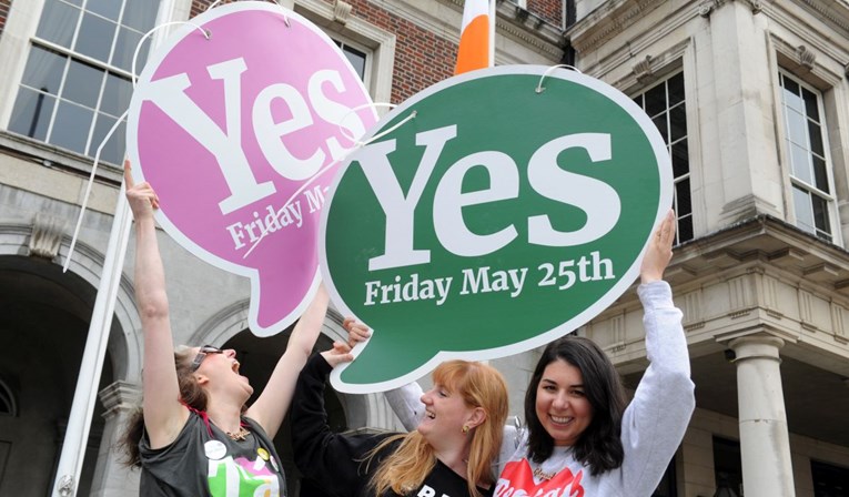 Irska vlada će do ljeta pripremiti novi zakon o pobačaju