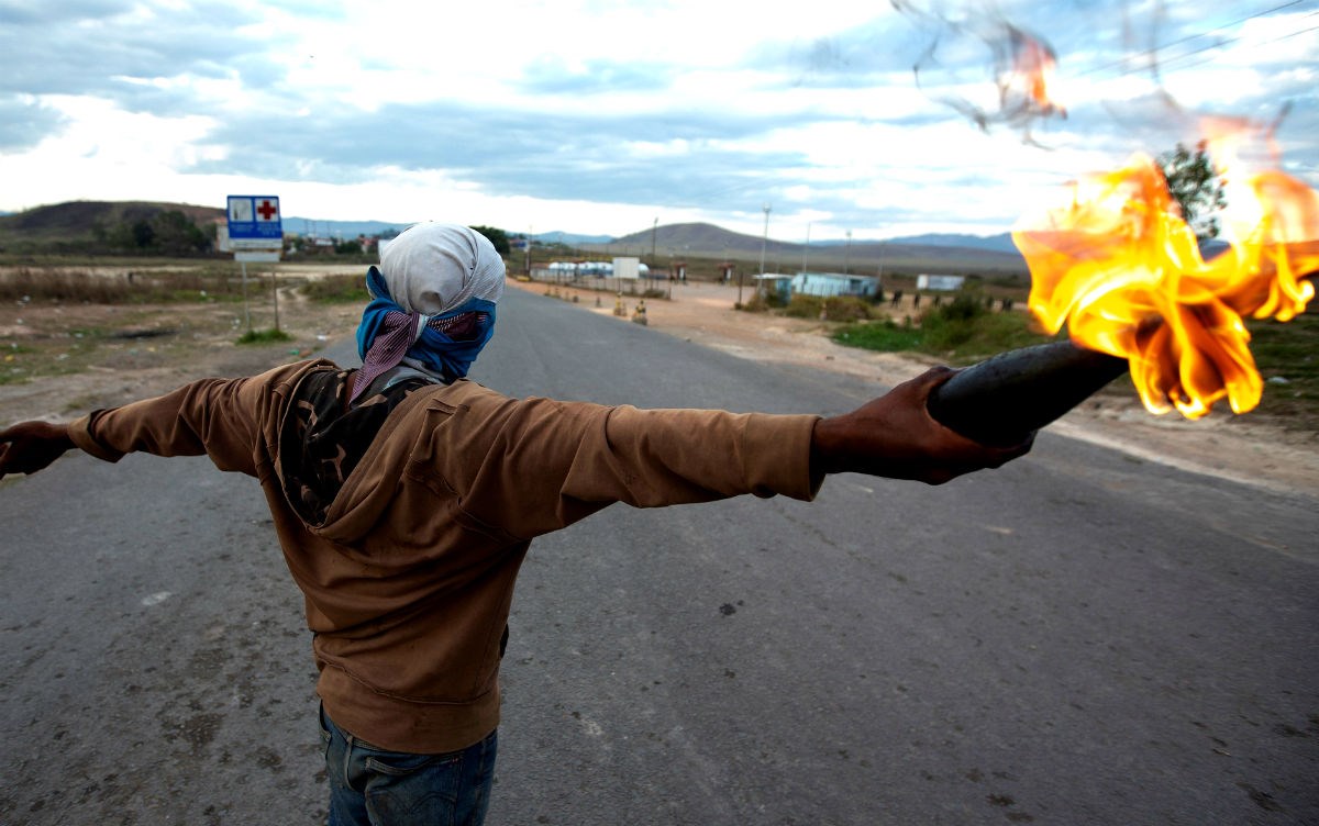 Pitali smo stručnjaka: Sprema li se vojna intervencija zapada u Venezueli?