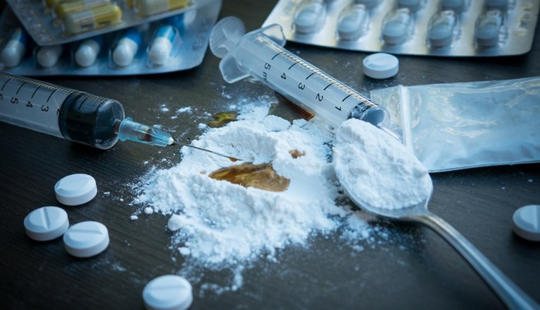 U Hrvatskoj se pojavile stotine novih droga. Neke su 10.000 puta jače od morfija