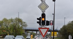 FOTO Ljude zbunili prometni znakovi u Šibeniku: "Tko tu ima prednost?"