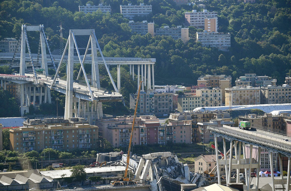 Tko je kriv za rušenje vijadukta u Genovi? U tijeku je velika istraga