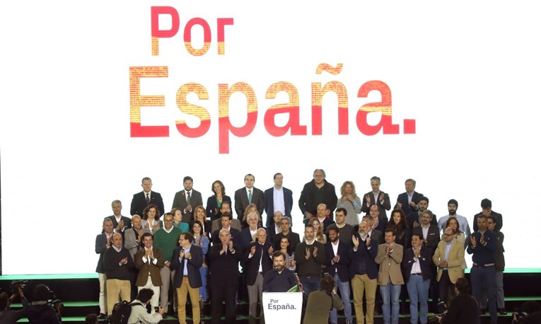 Tko je Vox, stranka koja je vratila ekstremnu desnicu u španjolsku politiku?