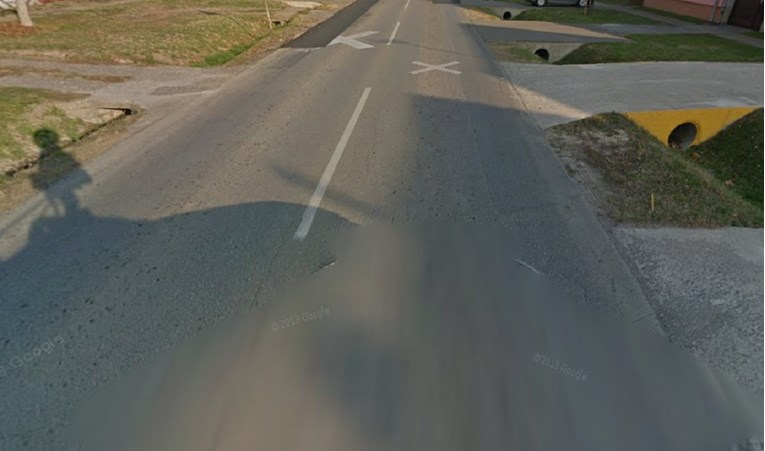 U prometnoj nesreći kod Slavonskog Broda teško ozlijeđena žena
