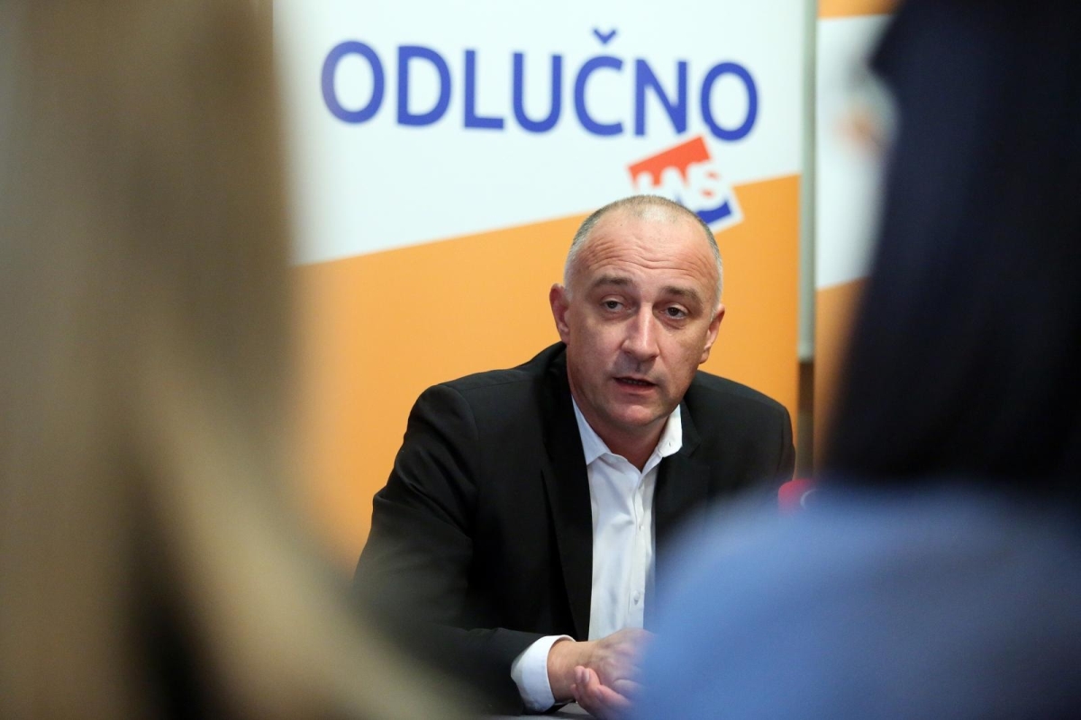 HNS brani Plenkovića: Politička cijena plaćena je ostavkom Martine Dalić