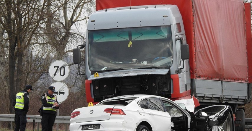 Sudarili se kamion i auto kod Zaprešića, poginula jedna osoba