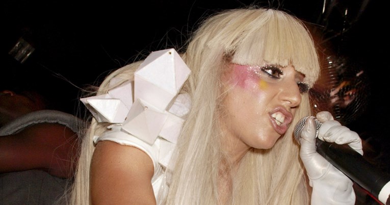 Lady Gaga progovorila o ovisničkoj prošlosti: Ležala sam među bubama i žoharima