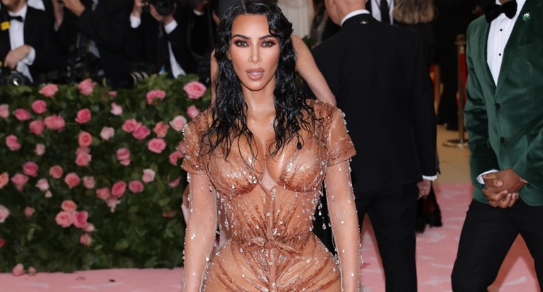 Evo što je Kim Kardashian morala učiti sedam mjeseci zbog haljine za Met Galu