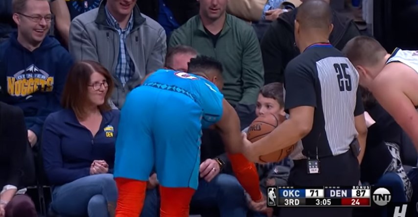 Westbrook se svađao s mališanom, Jokić smirivao: "Ne smije to raditi"