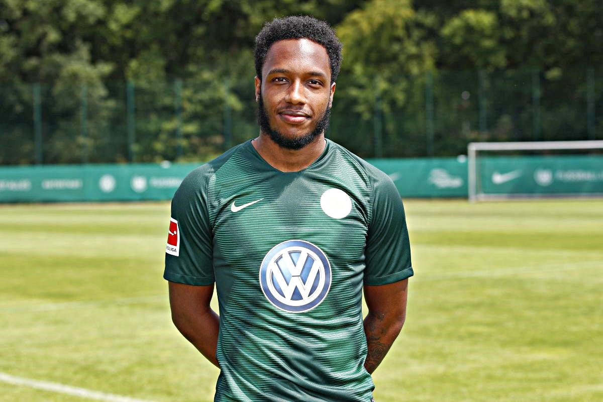 Wolfsburg napadaču uručio otkaz jer je lagao da nema putovnicu