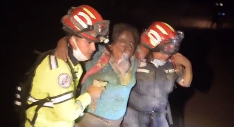 UZNEMIRUJUĆI SADRŽAJ U Gvatemali nakon erupcije vulkana na ulicama razbacana tijela stradalih