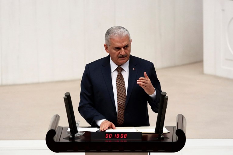Bivši turski premijer je Erdoganov kandidat za gradonačelnika Istanbula